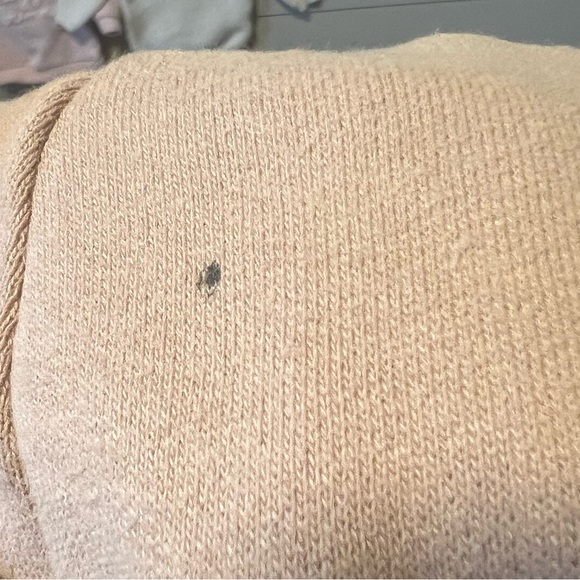 Hollister Tan Crewneck Sweatshirt Size Small - Picture 5 of 5